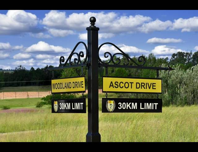 LAND FOR SALE IN KYALAMI AH